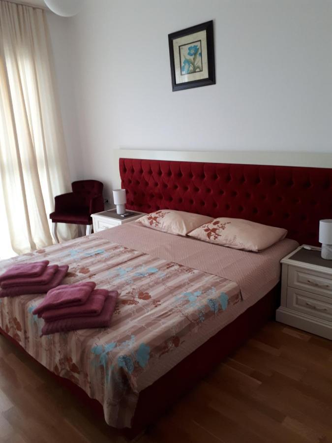 Lux Apartments Kristina Budva Buitenkant foto