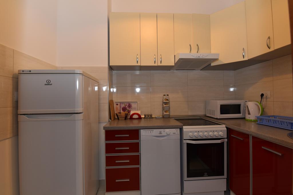 Lux Apartments Kristina Budva Buitenkant foto