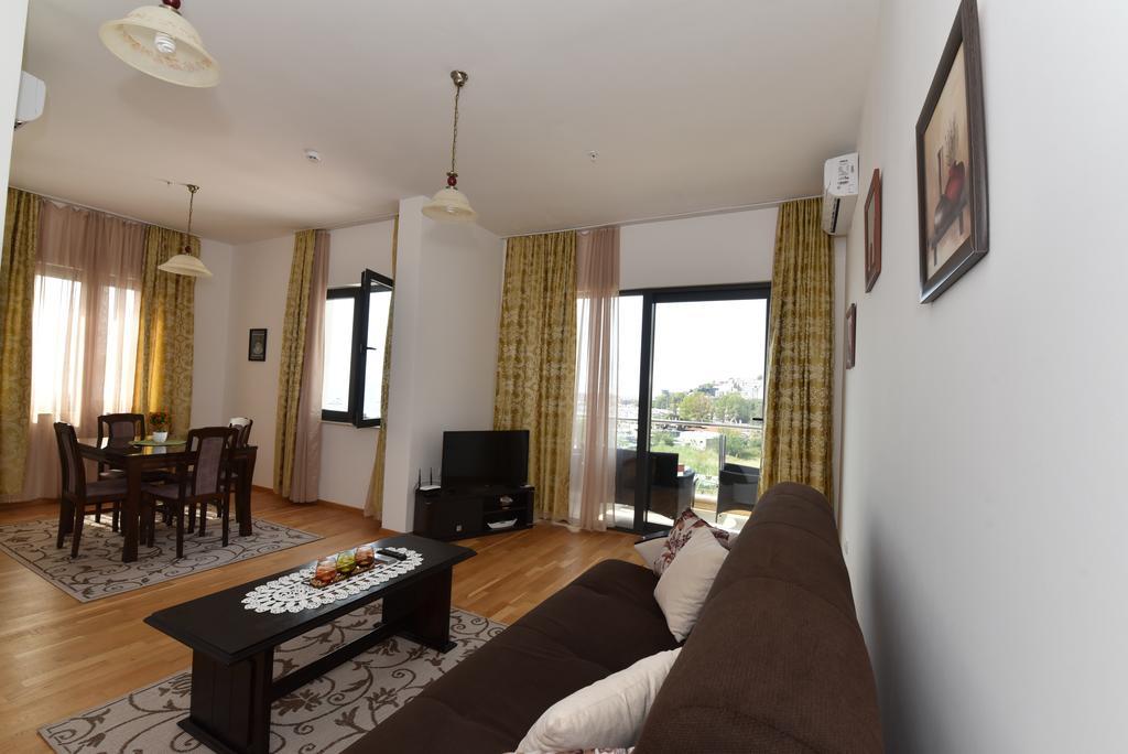 Lux Apartments Kristina Budva Buitenkant foto