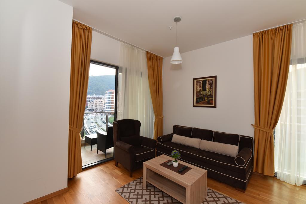 Lux Apartments Kristina Budva Buitenkant foto