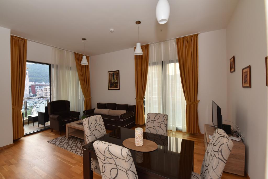 Lux Apartments Kristina Budva Buitenkant foto