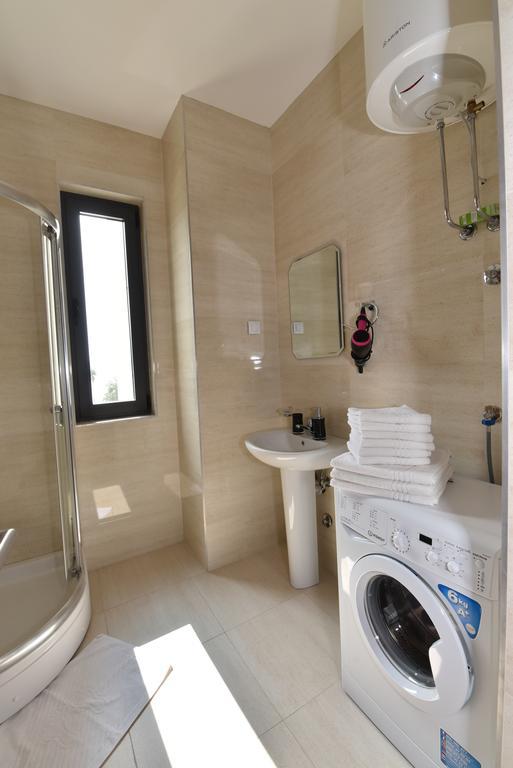 Lux Apartments Kristina Budva Buitenkant foto